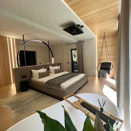 Garden Retreat Junior (adults Only) Üdülőközpont Törcsvár