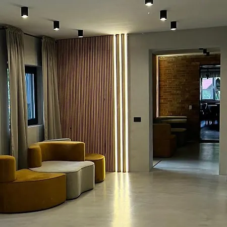 Garden Retreat Junior (adults Only) Üdülőközpont Törcsvár